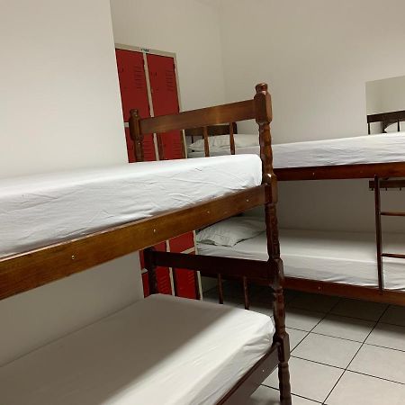 Positive Hostel Balneário Camboriú Kültér fotó