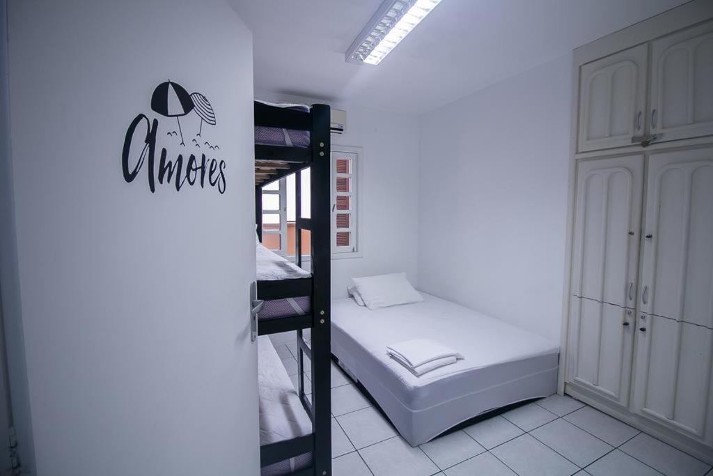 Positive Hostel Balneário Camboriú Kültér fotó