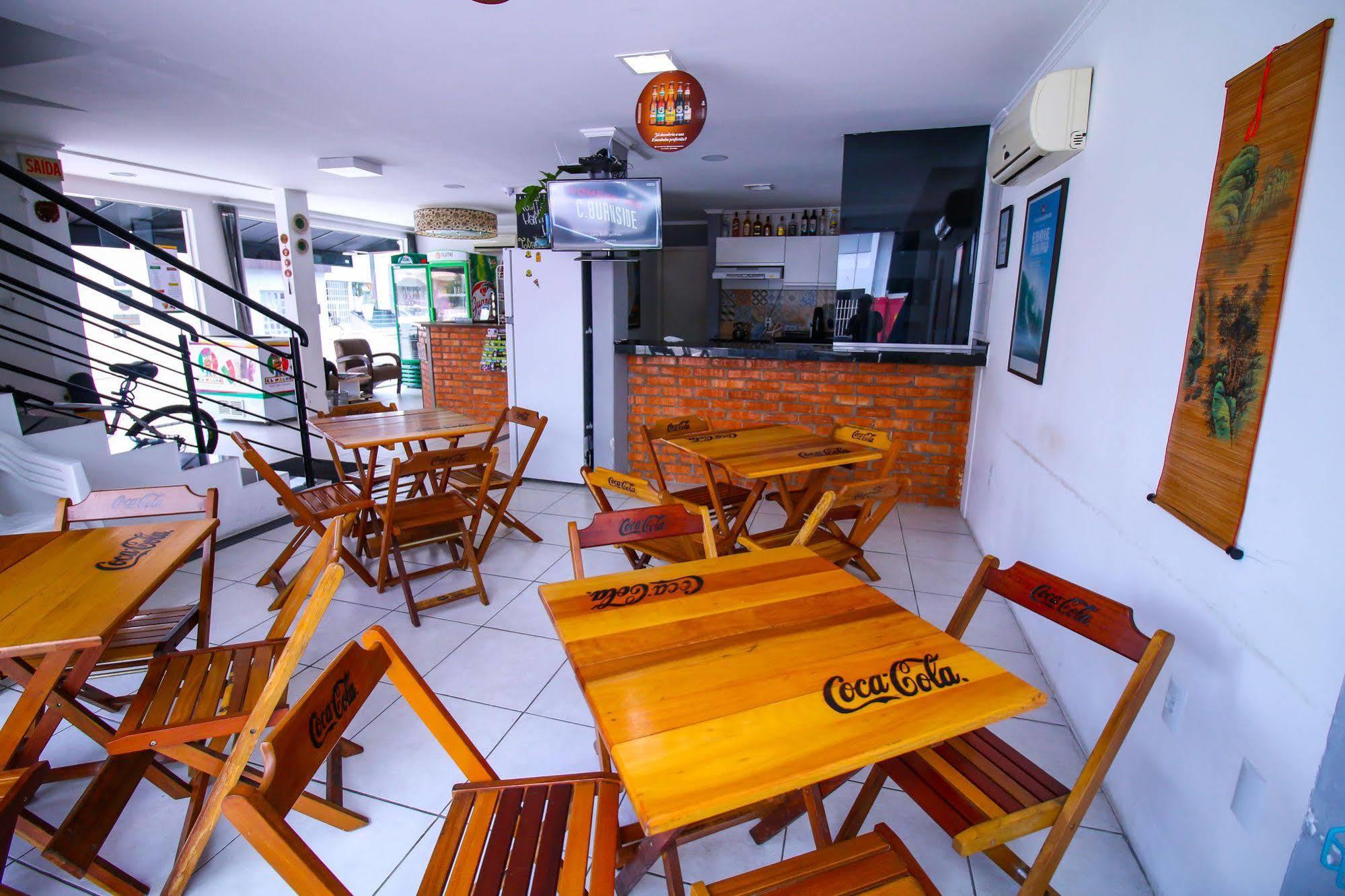 Positive Hostel Balneário Camboriú Kültér fotó
